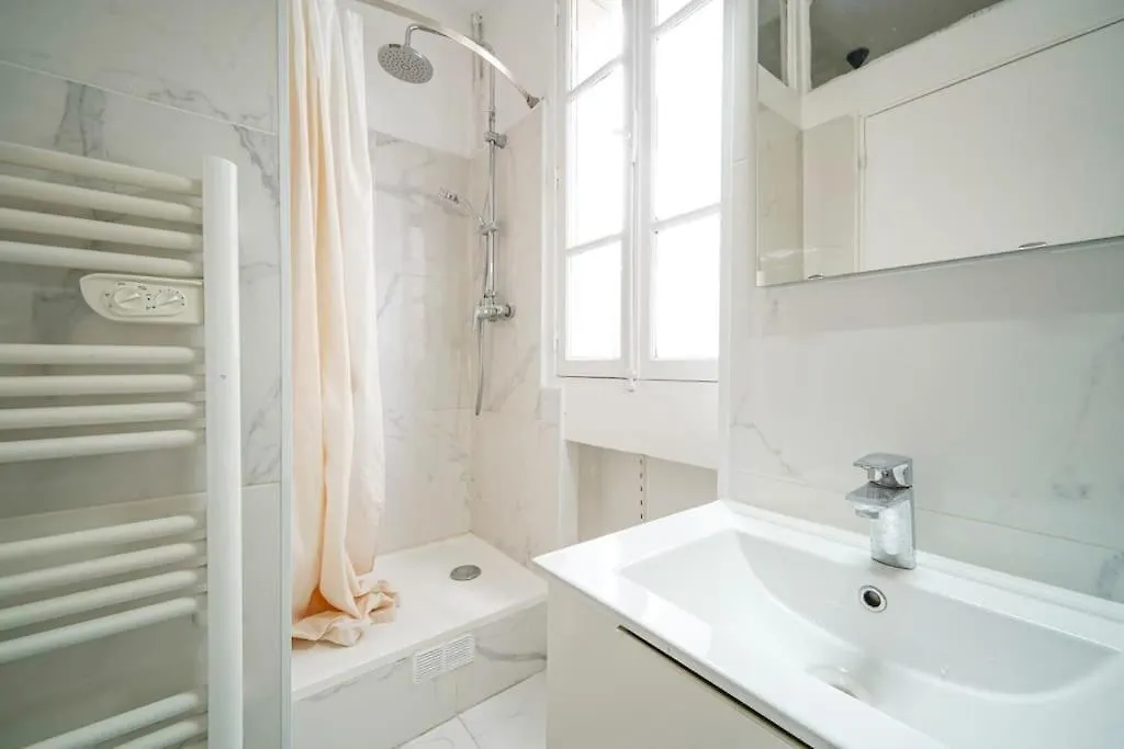 Apartment Studio Buttes-chaumont - Hautpoul - V Paris